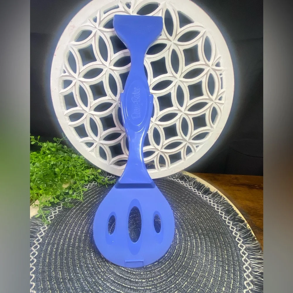 Ultimate‎ Easy Bake Oven Replacement Blue Pan Pusher Spatula Only